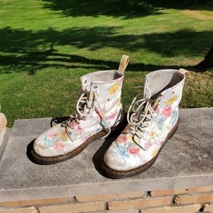 DMS 1460 floral boot us9/uk7